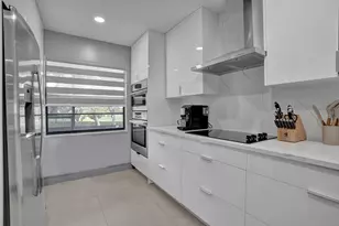 21675 Tall Palm Cir, Boca Raton, FL 33433 - Photo 11