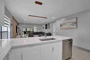 21675 Tall Palm Cir, Boca Raton, FL 33433 - Photo 9