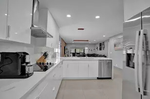 21675 Tall Palm Cir, Boca Raton, FL 33433 - Photo 7