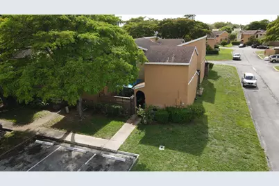 8033 NW 71st Court #8033, Tamarac, FL 33321 - Photo 9