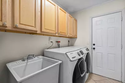 10027 Ramblewood Drive, Coral Springs, FL 33071 - Photo 19