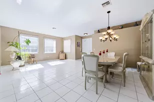 2430 Westmont Dr, Royal Palm Beach, FL 33411 - Photo 25