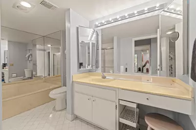 46 Stratford Lane W #D, Boynton Beach, FL 33436 - Photo 17