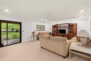 46 Stratford Ln W, Boynton Beach, FL 33436 - Photo 5