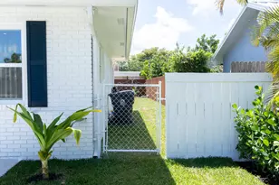 3360 Sapphire Rd, Lake Worth, FL 33462 - Photo 7