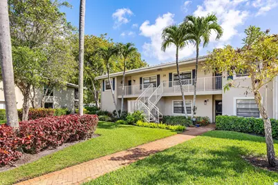 29 Stratford Lane West #Unit B, Boynton Beach, FL 33436 - Photo 3