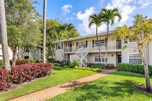 29 Stratford Ln W, Boynton Beach, FL 33436 - Photo 3