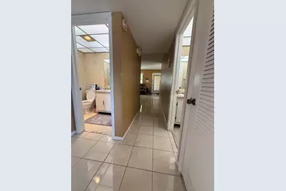 525 Capri K, Delray Beach, FL 33484 - Photo 7