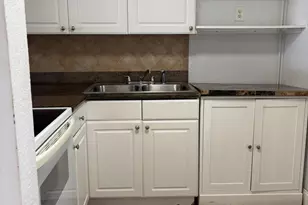 3010 Marcos Dr, Aventura, FL 33160 - Photo 3