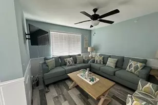 110 Villa Cir, Boynton Beach, FL 33435 - Photo 9
