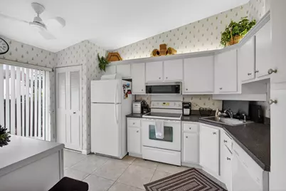 4934 Sable Pine Circle #B, West Palm Beach, FL 33417 - Photo 9