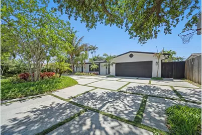 5121 NE 17th Terrace, Fort Lauderdale, FL 33334 - Photo 1