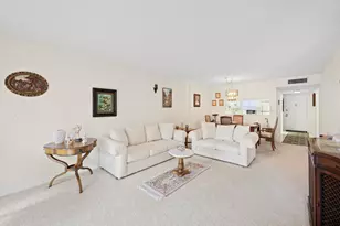 3154 Via Poinciana, Greenacres, FL 33467 - Photo 13