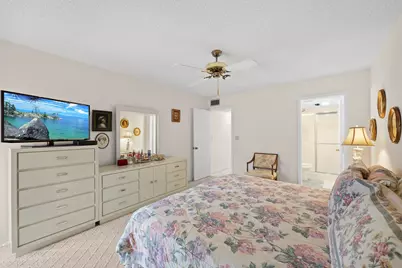 3154 Via Poinciana #412, Greenacres, FL 33467 - Photo 9