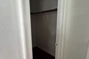 5174 NE 6th Ave, Oakland Park, FL 33334 - Photo 3