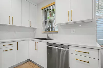 1545 Seagrape Way, Hollywood, FL 33019 - Photo 25