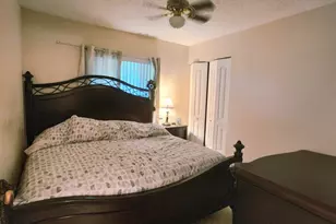 63 Meadows Dr, Boynton Beach, FL 33436 - Photo 9