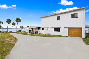8309 S Indian River Dr, Fort Pierce, FL 34982 - Photo 9