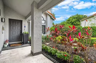 20797 Cabrillo Way, Boca Raton, FL 33428 - Photo 3