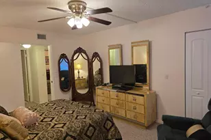 317 Pine Ridge Cir, Greenacres, FL 33463 - Photo 31