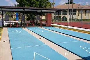 317 Pine Ridge Cir, Greenacres, FL 33463 - Photo 49