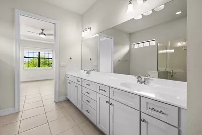 2905 Siena Circle, Wellington, FL 33414 - Photo 23
