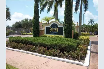 10372 Fox Trail Road S #606, Royal Palm Beach, FL 33411 - Photo 1