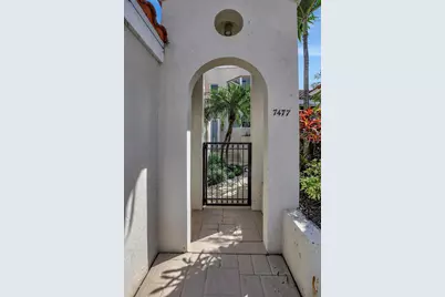 7477 Campo Florido, Boca Raton, FL 33433 - Photo 3