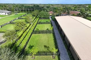 4985 Stables Way, Wellington, FL 33414 - Photo 27