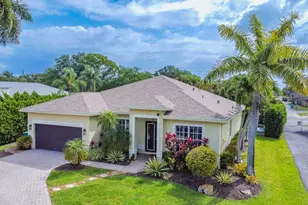 48 Lake Eden Dr, Boynton Beach, FL 33435 - Photo 1