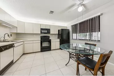 5040 Rose Hill Drive #204, Boynton Beach, FL 33437 - Photo 5