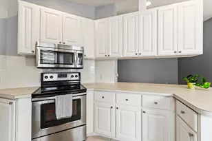 10762 SW Elsinore Dr, Port Saint Lucie, FL 34987 - Photo 5