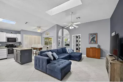 131 Hammocks Court, Greenacres, FL 33413 - Photo 7