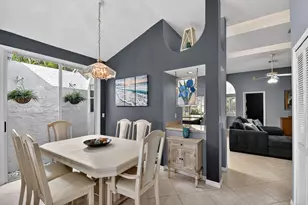 131 Hammocks Ct, Greenacres, FL 33413 - Photo 5