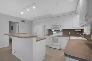 1000 SE 4th St, Fort Lauderdale, FL 33301 - Photo 13