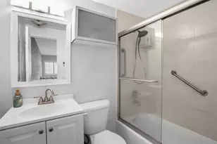 1000 SE 4th St, Fort Lauderdale, FL 33301 - Photo 29