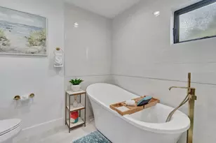 201 SE 7th St, Delray Beach, FL 33483 - Photo 29