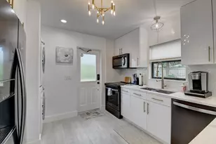 201 SE 7th St, Delray Beach, FL 33483 - Photo 17