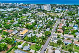 201 SE 7th St, Delray Beach, FL 33483 - Photo 3