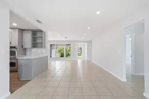 5261 SW 89th Ave, Cooper City, FL 33328 - Photo 11