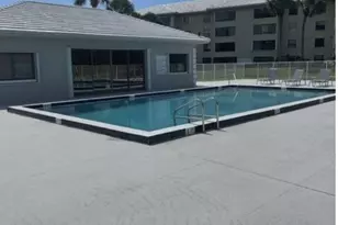 3526 Whitehall Dr, West Palm Beach, FL 33401 - Photo 13