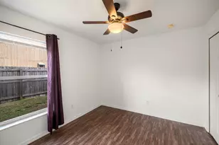 949 SE Bywood Ave, Port Saint Lucie, FL 34983 - Photo 5