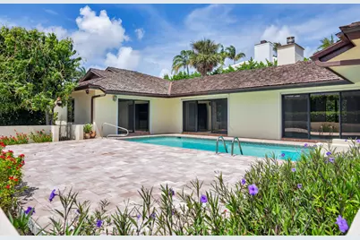 575 N Lake Way, Palm Beach, FL 33480 - Photo 1