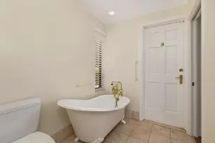 575 N Lake Wy, Palm Beach, FL 33480 - Photo 15