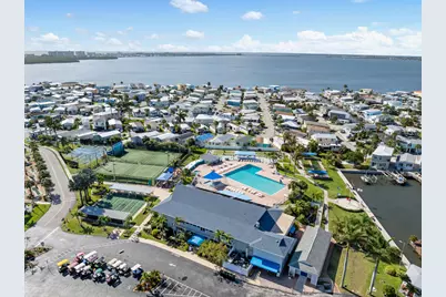 340 Nettles Boulevard, Jensen Beach, FL 34957 - Photo 5
