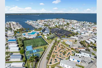340 Nettles Boulevard, Jensen Beach, FL 34957 - Photo 7