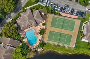 1948 Discovery Cir E, Deerfield Beach, FL 33442 - Photo 37