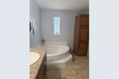 445 Hunting Club Avenue, Clewiston, FL 33440 - Photo 9