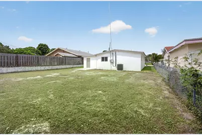 1225 W 32 Street, Riviera Beach, FL 33404 - Photo 39