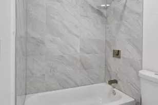 1225 W 32nd St, Riviera Beach, FL 33404 - Photo 21